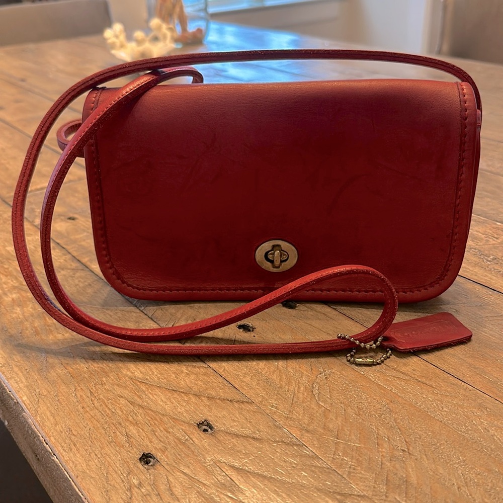 Vintage coach dinky 930